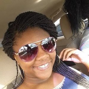 Meet your Posher, Dejah